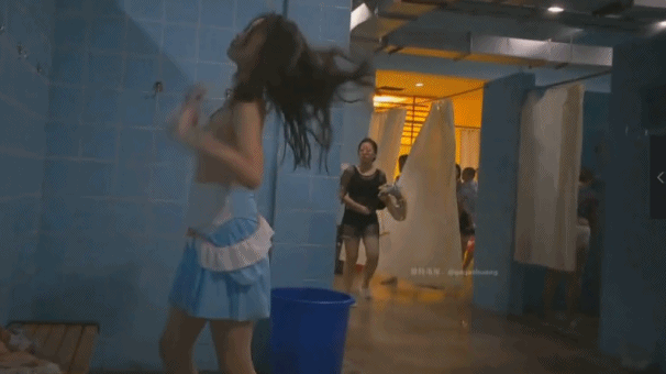 7-25求档作品 ✅【稀缺浴室】TP某水上乐园温泉会所【第2季】各种美女浴室换衣洗澡47分钟【4.95G】