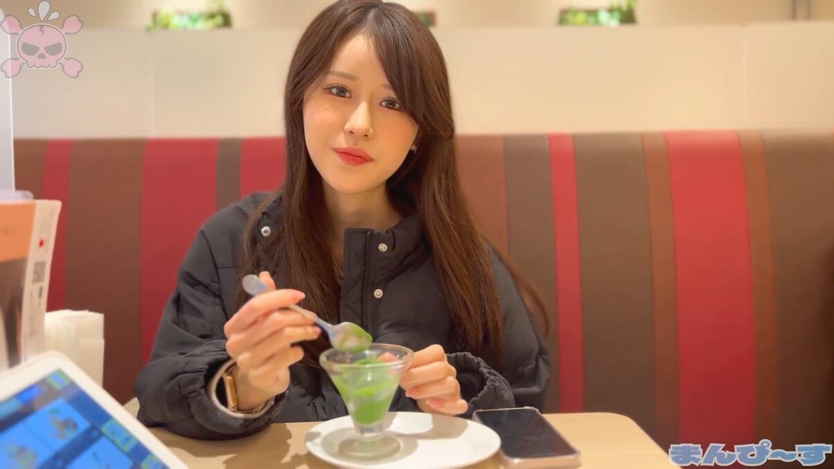 最新流出FC2-PPV无修正系列☀️高质约炮网红脸清纯邻家小妹甜美可人白皙苗条☀️无套中出内射无毛嫩逼