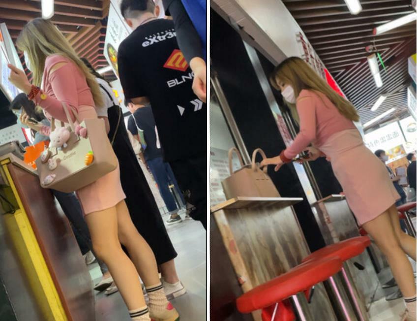 大神偷拍美女裙底❤️SR级！清纯双马尾妹子内裤勒出逼缝白色印花连衣裙极品美腿小姐姐，白色内内漏毛