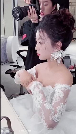 4-6求档作品【新娘高抄】新娘婚纱真空离罩化妆走光 简直美炸了！