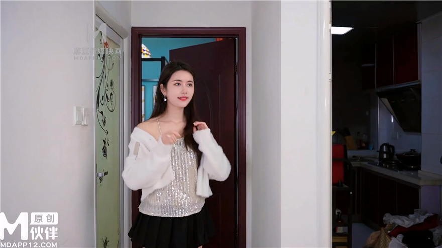绝对领域 LY-053 急需肉棒解渴的淫荡少女-兄弟不给力替他日美妻