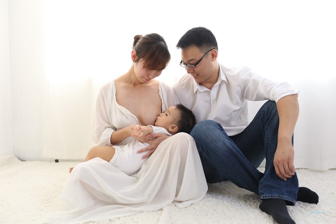 【摄影师流出】气质漂亮宝妈哺乳亲子写真第二弹633P