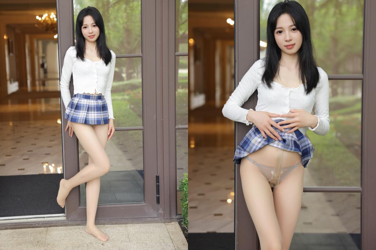《顶级女神✅重磅泄密》秀人网模特极品清纯女神【糖豆】诱惑私拍~露三点 学生制服透明可爱小内内道具手指自摸~炸裂