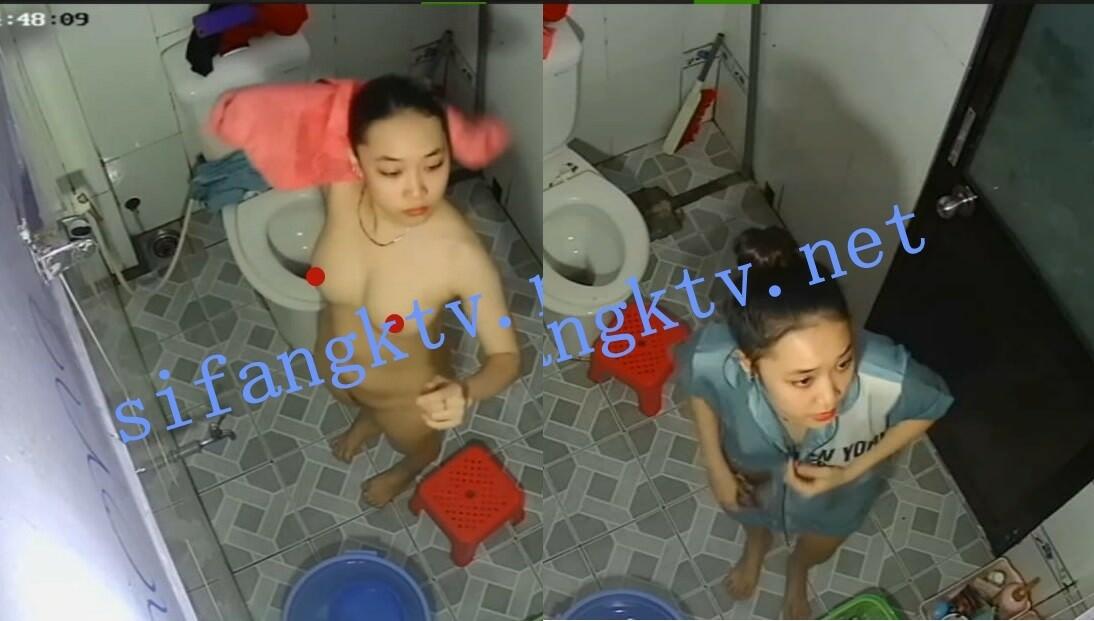 ❤️破解浴室摄像头❤️合租房小姐姐浴室洗澡刮毛
